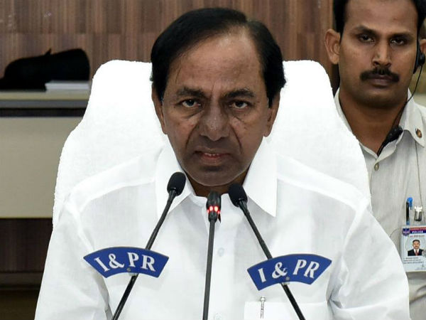 శ‌త్రువు ఏమ‌రుపాటుగా ఉన్న‌ప్పుడు దెబ్బ‌కొట్టాల‌న్న‌దే కేసీఆర్ వ్యూహం..!!