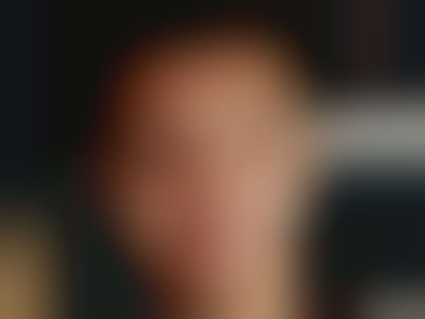 బ్లాక్ మెయిల్ చేశారు