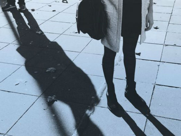  కవి సమ్మేళనంలో ఆమెతో పరిచయం