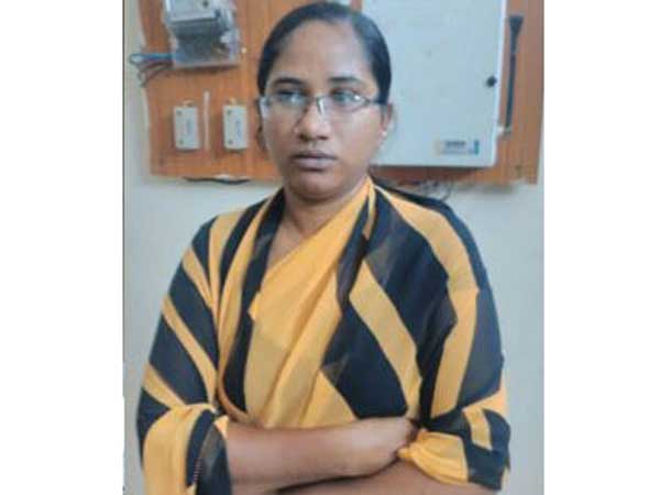 మరో మహిళతో వివాహేతర సంబంధం