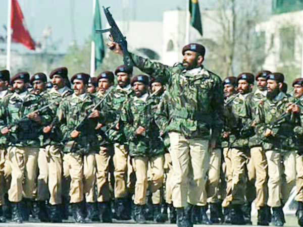 పాక్ ప్రభుత్వంలో ఆర్మీ జోక్యం