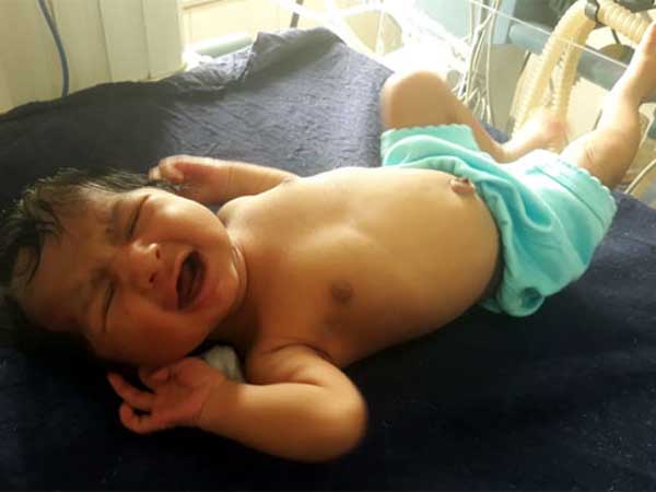 Newborn girl stolen from Hyderabad: bidar woman arrested Newborn girl stolen from Hyderabad: bidar woman arrested