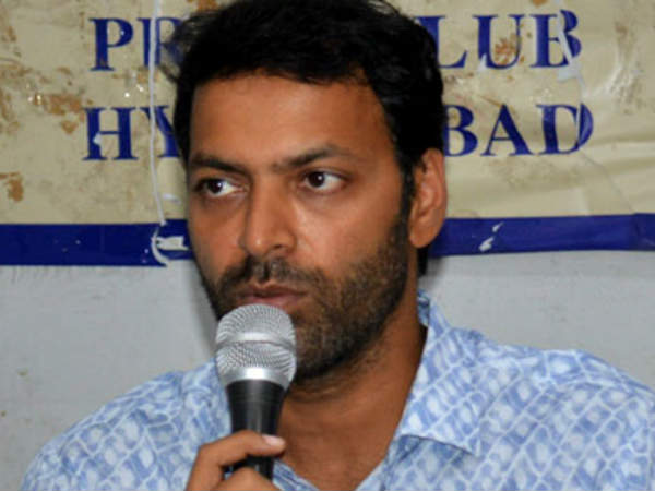 జగన్ గురించి మాట్లాడుతారేమోనని టీవీ చూస్తూనే ఉన్నా