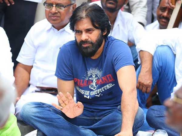 పవన్ ...గందరగోళం పవన్ ...గందరగోళం