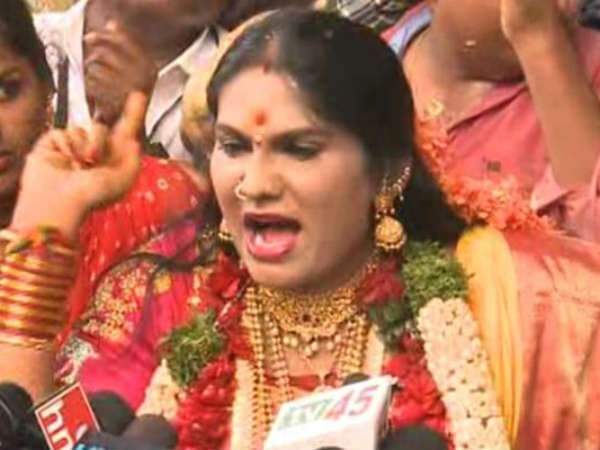 జోగిని శ్యామల కూడా కంటతడి పెట్టారు