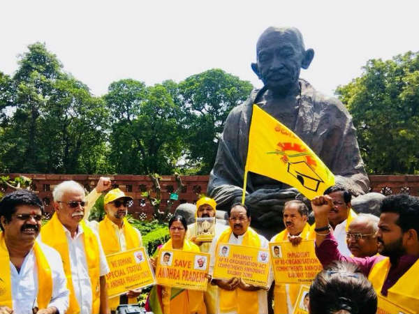 కేంద్రం కొన్ని కారణాలను సాకుగా చూపిస్తోంది