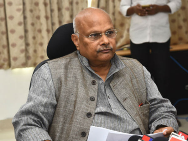 జిఎస్టీ...పొలిటికల్ ప్రాబ్లెమ్స్