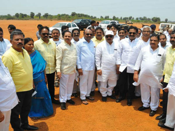 అభ్యర్థుల ఆందోళన..ఇదీ