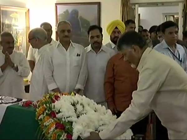 Vajpayee gave a new defintion to the politics:CM Chandrababu Naidu Vajpayee gave a new defintion to the politics:CM Chandrababu Naidu