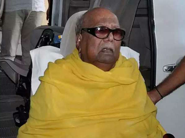 Karunanidhi no more, Live updates: Uncertainty Over Karunanidhi’s Burial Site Continues, DMKs Plea for Marina Beach Adjourned Till 8amall