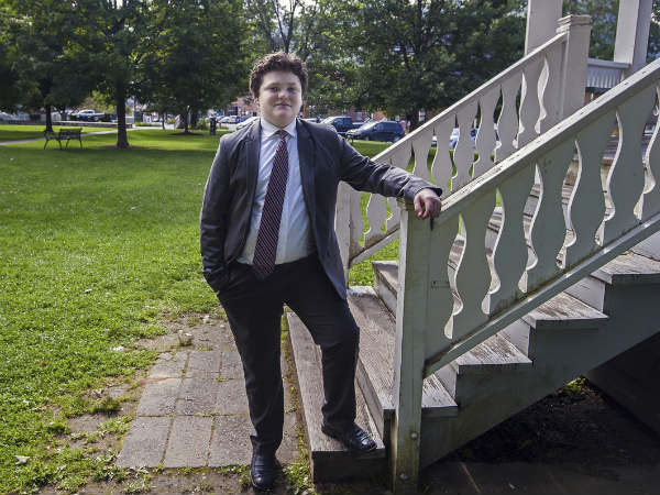  గెలిస్తే అత్యంత పిన్న వయస్కుడిగా రికార్డ్