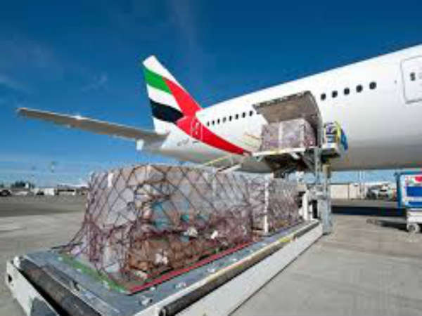 ప్రత్యేక సర్వీసులు...అదనపు ధరలు