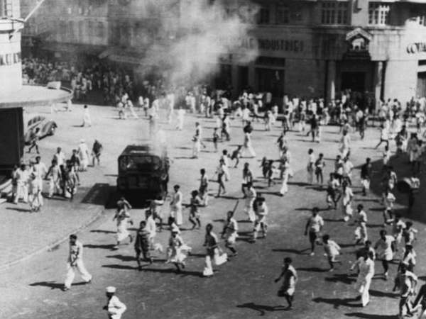 తమాషా చూసిన బ్రిటీష్ ప్రభుత్వం