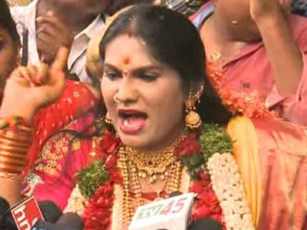 Jogini Shyamala offers prayers at ujjaini mahankali temple Jogini Shyamala offers prayers at ujjaini mahankali temple