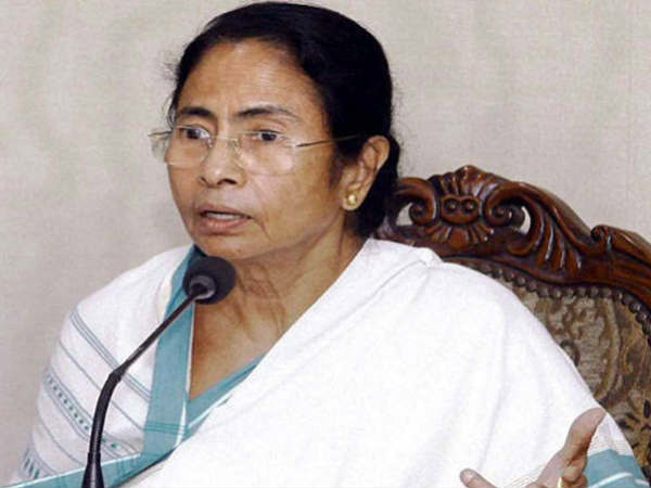 Personally Called PM Modi For Karunanidhis Beach Burial: Mamata Banerjee Personally Called PM Modi For Karunanidhis Beach Burial: Mamata Banerjee