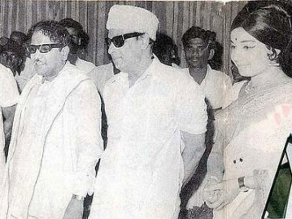 తమిళ రాజకీయాల్లో ముగిసిన ముగ్గురి ప్రస్థానం