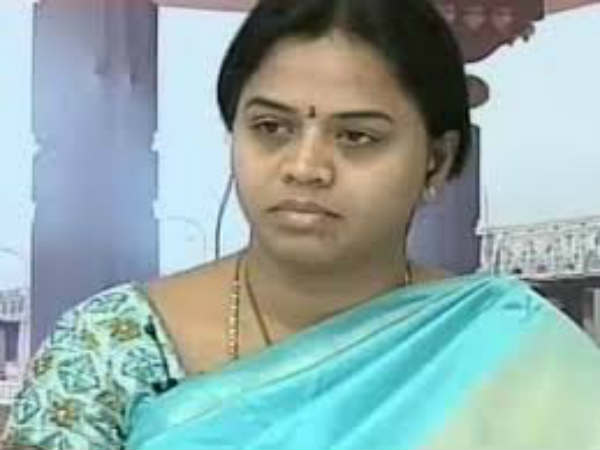 మహిళా నేత ఇంట్లో...విగ్రహాల చోరీ మహిళా నేత ఇంట్లో...విగ్రహాల చోరీ