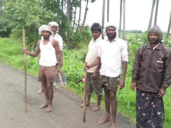 రక్షణ కోసం...కర్రలతో కాపలా