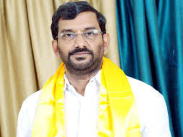 కొందరు ఇన్...మరికొందరు ఔట్ కొందరు ఇన్...మరికొందరు ఔట్