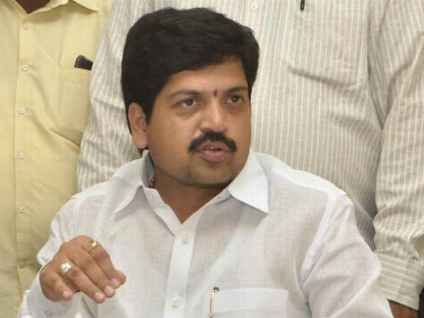 టీడీపీ ఎమ్మెల్యేలు...జనసేనలోకి వెళ్ళరు