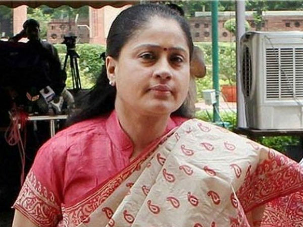 విజయశాంతి హెచ్చరిక.. రాహుల్‌కు లేఖ?