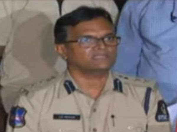 ఎప్పటికప్పుడు హెచ్చరించిన మిత్రులు