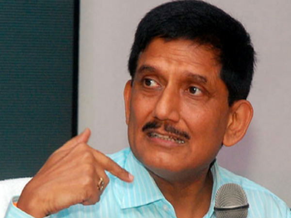 నివురు గప్పిన నిప్పులా...పరిస్థితి