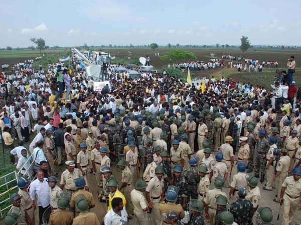 నాన్ బెయిలబుల్ వారెంట్ నాన్ బెయిలబుల్ వారెంట్