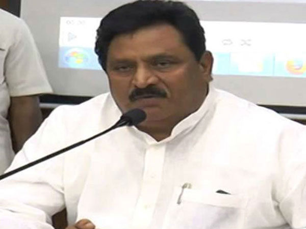 వాడిపోయే దశలో...కమలం వాడిపోయే దశలో...కమలం