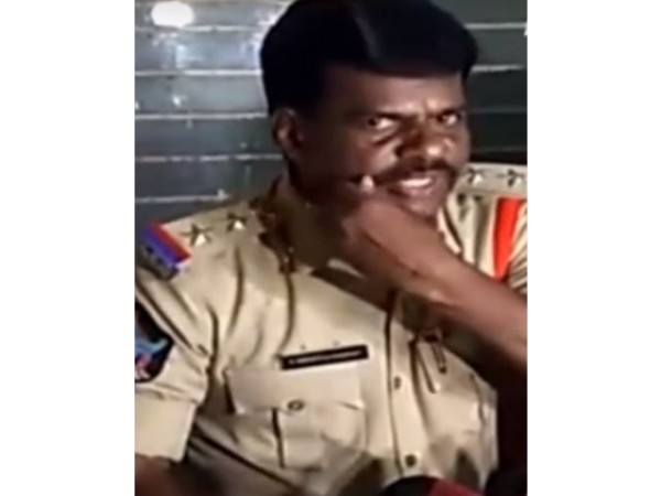 నాలుకలు తెగ్గోస్తాం