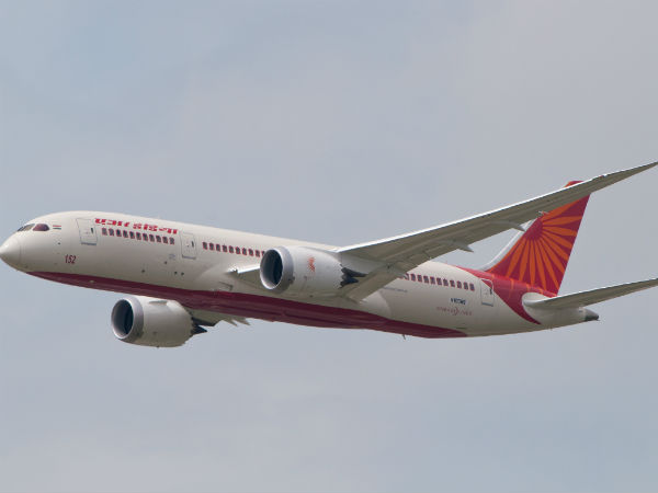 ఇంధనం లేదు..అన్నీ సాంకేతిక సమస్యలే అయినా సేఫ్ ల్యాండింగ్