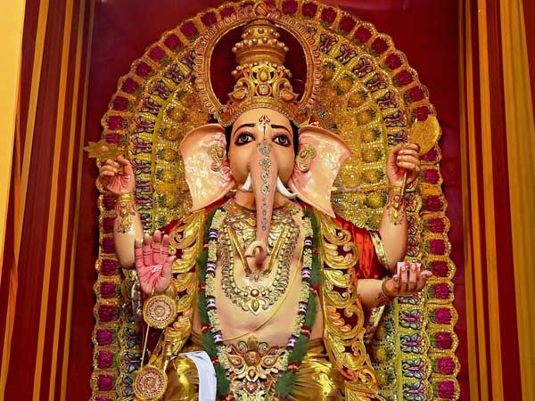Vinayaka Chavithi 2018: Happy Ganesh Chaturthi Vinayaka Chavithi 2018: Happy Ganesh Chaturthi