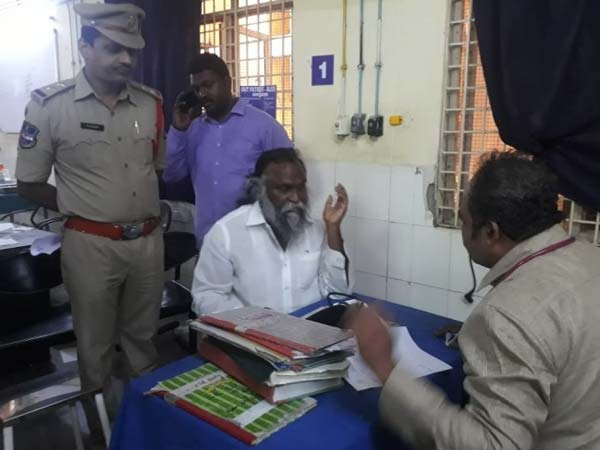 కాంగ్రెస్ పై పంతం..! అదికార పార్టీ చూస్తోంది అంతం..!! కాంగ్రెస్ పై పంతం..! అదికార పార్టీ చూస్తోంది అంతం..!!