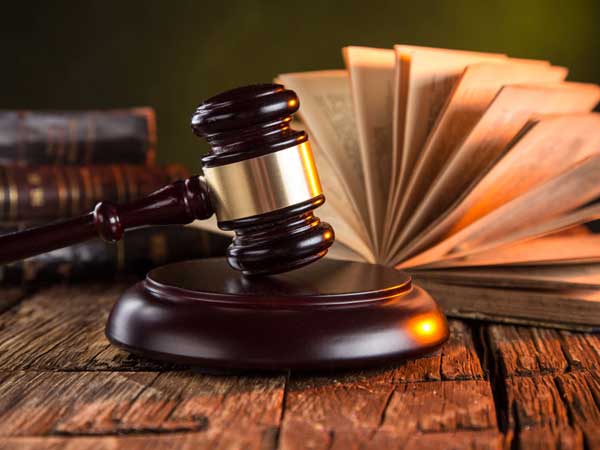  ముందు శాఖాహారం ఆర్డర్ చేసి ఆ తర్వాత మాంసాహారం అడిగాడు