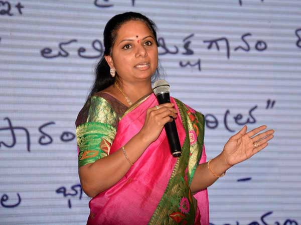 వ్యాపారిగా మారిన కవిత..