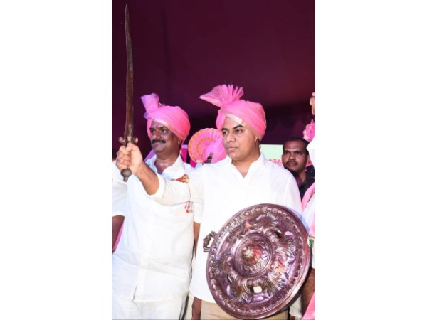 ముష్టి మూడు సీట్ల కోసం కోదండరాం