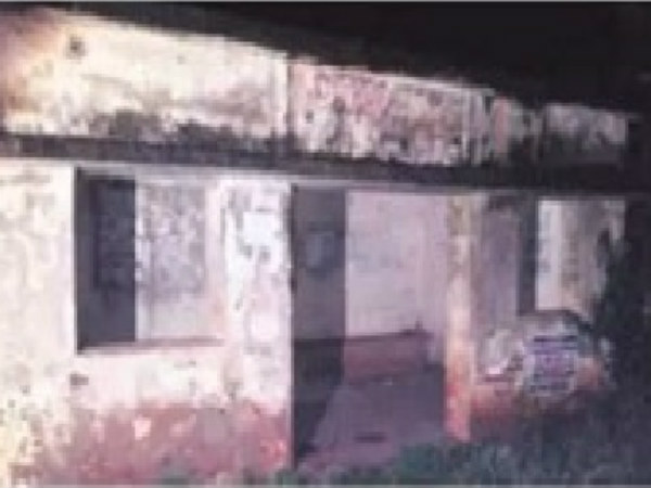 ఆ బస్ షెల్టర్...ఇక్కడే ఆరా