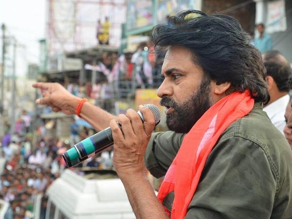 పవన్ కళ్యాణ్...విమర్శల వర్షం