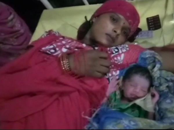 తీవ్ర నొప్పులతో బాధపడటం చూశాను తీవ్ర నొప్పులతో బాధపడటం చూశాను