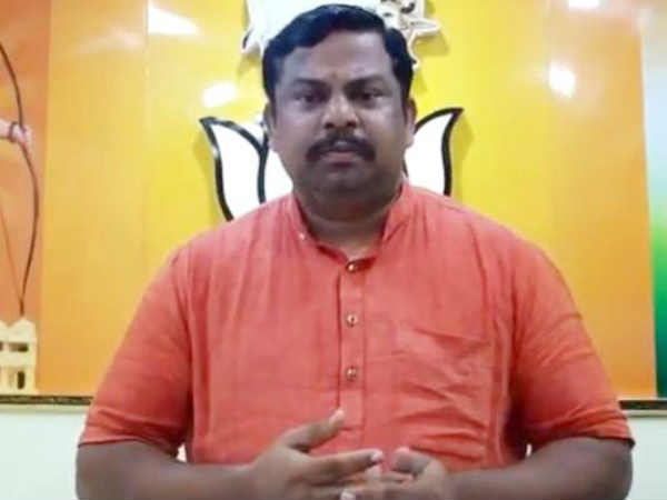 రజాకార్ల పాలనలో.. మనమేమైనా పాకిస్థాన్‌లో ఉన్నామా?