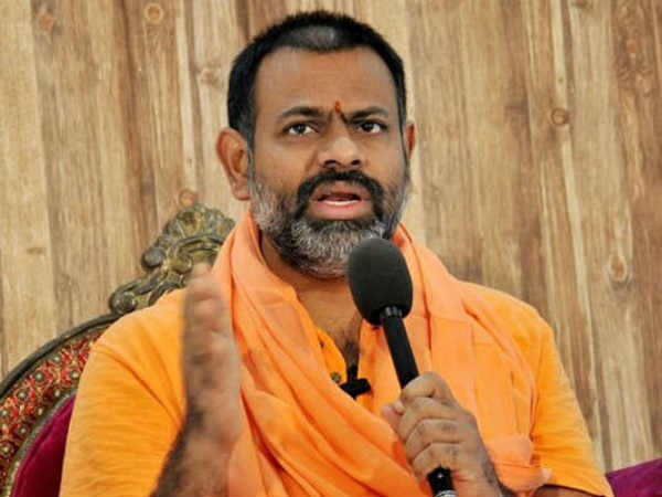 వెనకడుగు...వేసేదే లేదు