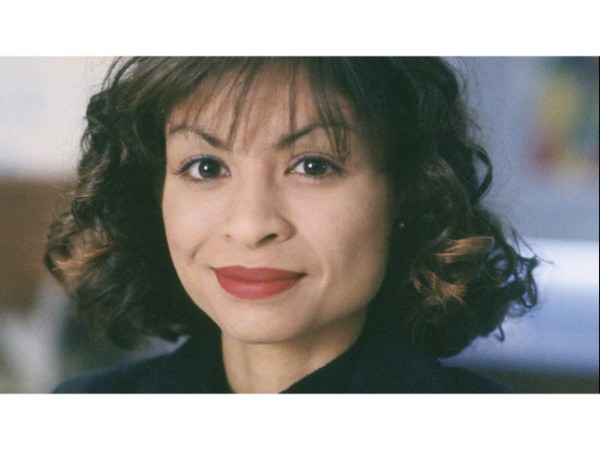 బొమ్మ తుపాకీతో బెదిరింపు.. కాల్చేశారు