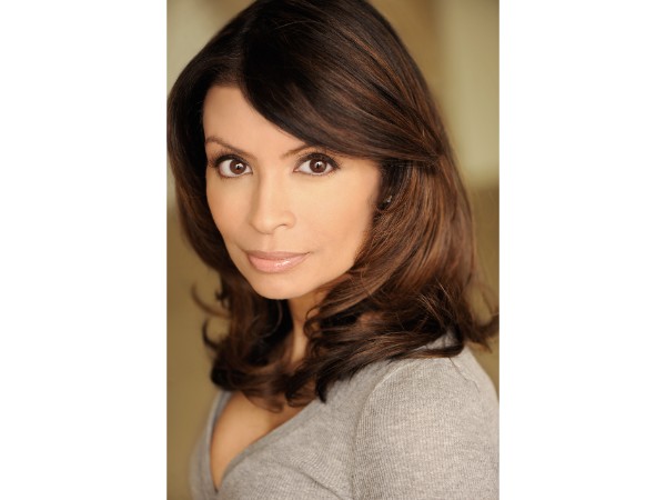 బొమ్మ తుపాకీతో బెదిరించడంతో..