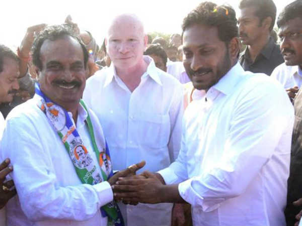 ఆ మాజీ మంత్రి కూడా...వస్తారట! ఆ మాజీ మంత్రి కూడా...వస్తారట!