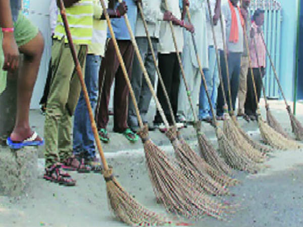 ఉద్రిక్తత...ఎందుకంటే?...