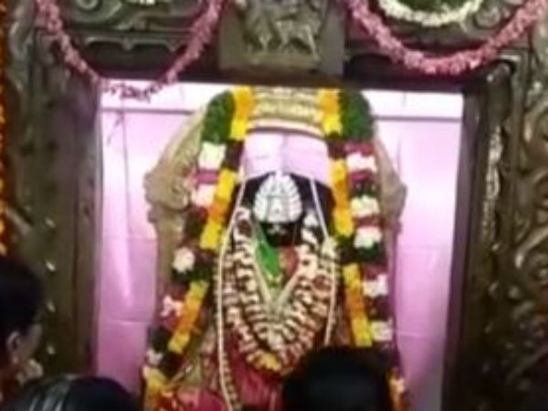  భారీ ఎత్తున భక్తులు..