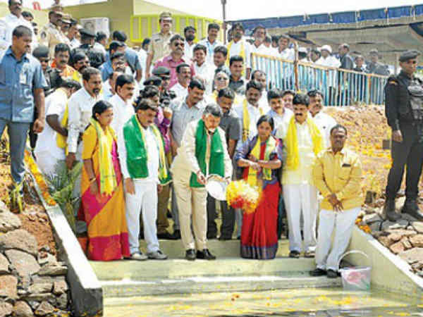 మోడీ...కావాలనే చేస్తున్నారు... మోడీ...కావాలనే చేస్తున్నారు...