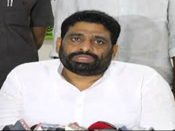 బిజెపి ముసుగులో...ముగ్గురు ద్రోహులు