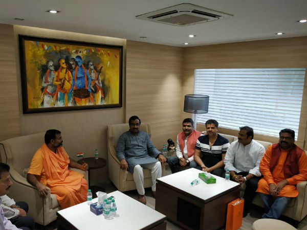 ఊపిరి ఉన్నత వరకు..