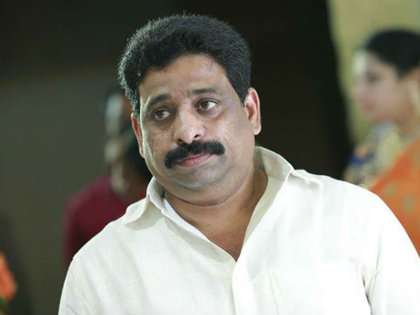 జగన్‌పై దాడి వారిద్దరి ప్లానే..